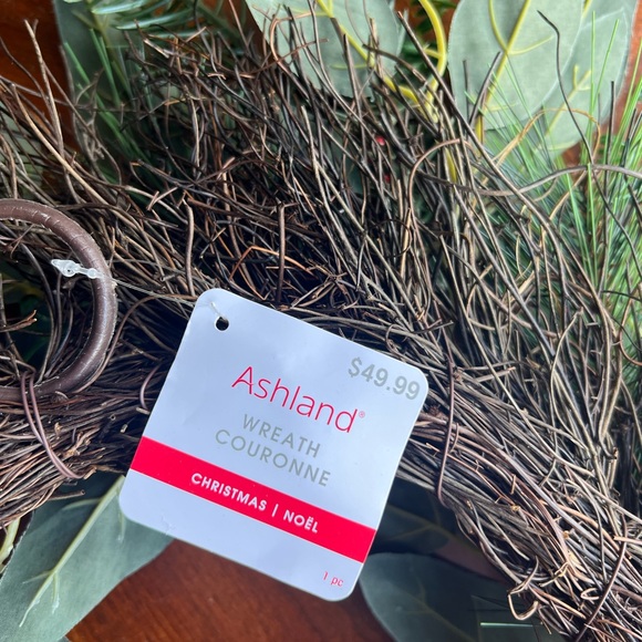 CHRISTMAS WREATH Holiday Wreath Cherry Blossom - Picture 5 of 6